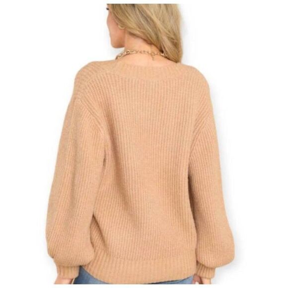 HYFVE TAN RED DRESS BOUTIQUE ALL GROWN UP TAN SWEATER SZ.M NWT. - Picture 3 of 10